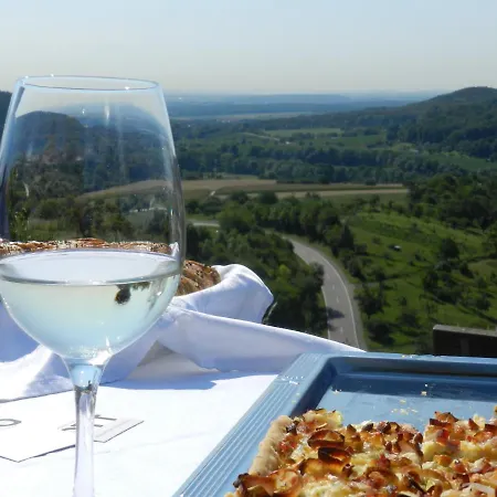Apartment Im Turm Bellevue Mit 3 Schlafzimmern
